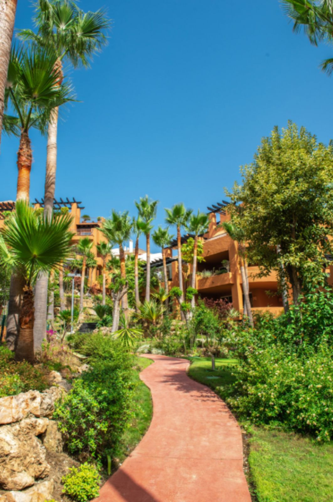 2 bedroom Apartments for sale in Nueva Andalucía – R5318014 2 bedroom Apartments for sale in Nueva Andalucía – R5318014