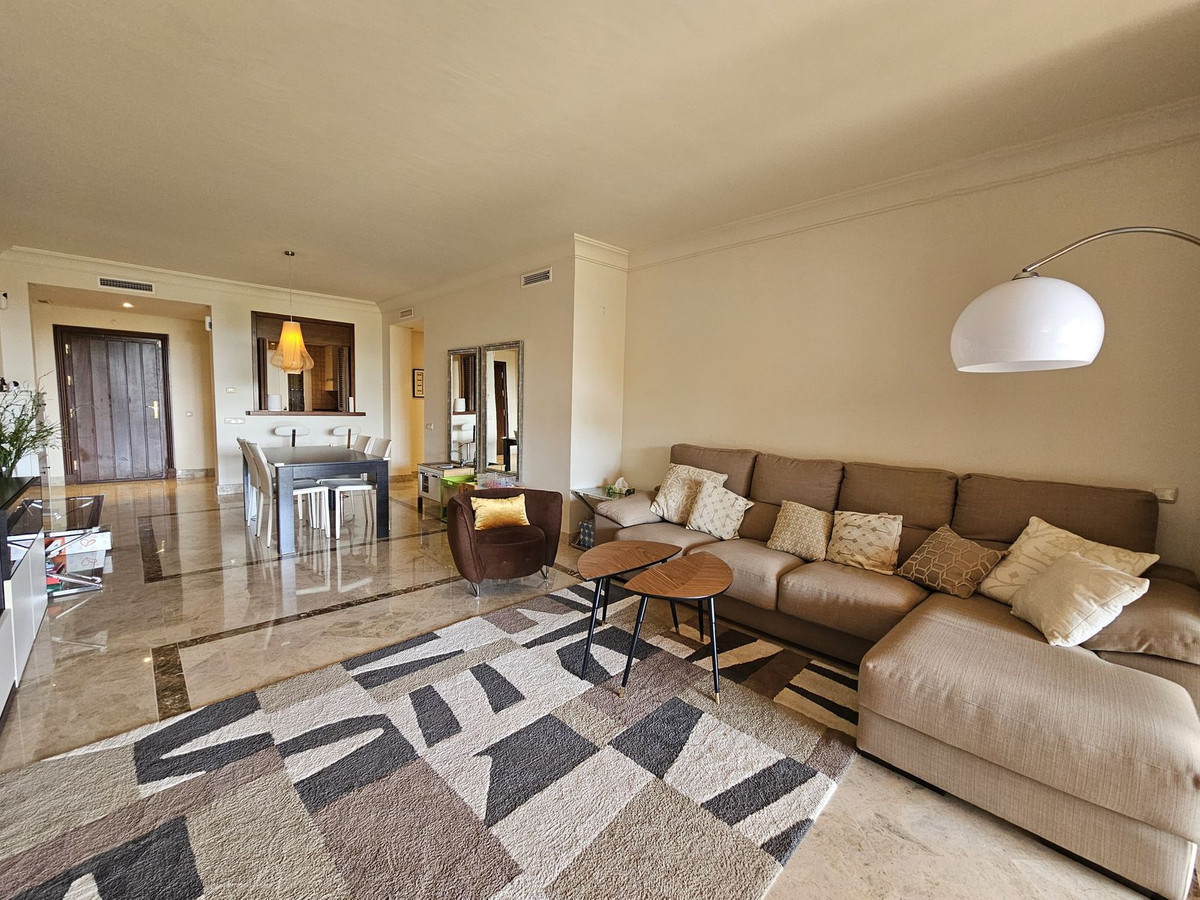 2 bedroom Apartments for sale in Nueva Andalucía – R5318014 2 bedroom Apartments for sale in Nueva Andalucía – R5318014
