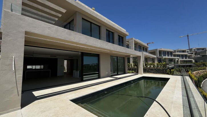 Villas de 4 dormitorios en venta en Benahavís – R5402860 Villas de 4 dormitorios en venta en Benahavís – R5402860 en