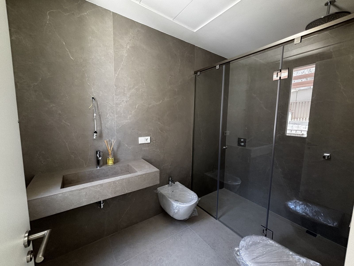 Villas de 4 dormitorios en venta en Benahavís – R5402860 Villas de 4 dormitorios en venta en Benahavís – R5402860