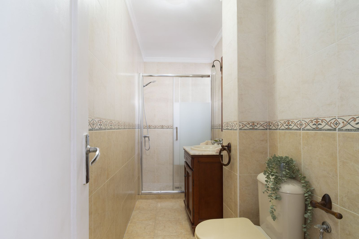 2 bedroom Penthouses for sale in Marbella – R5412400 2 bedroom Penthouses for sale in Marbella – R5412400