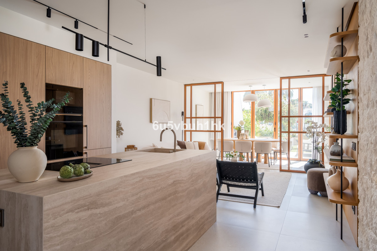 Adosados de 4 dormitorios en venta en Nueva Andalucía – R5421829 Adosados de 4 dormitorios en venta en Nueva Andalucía – R5421829