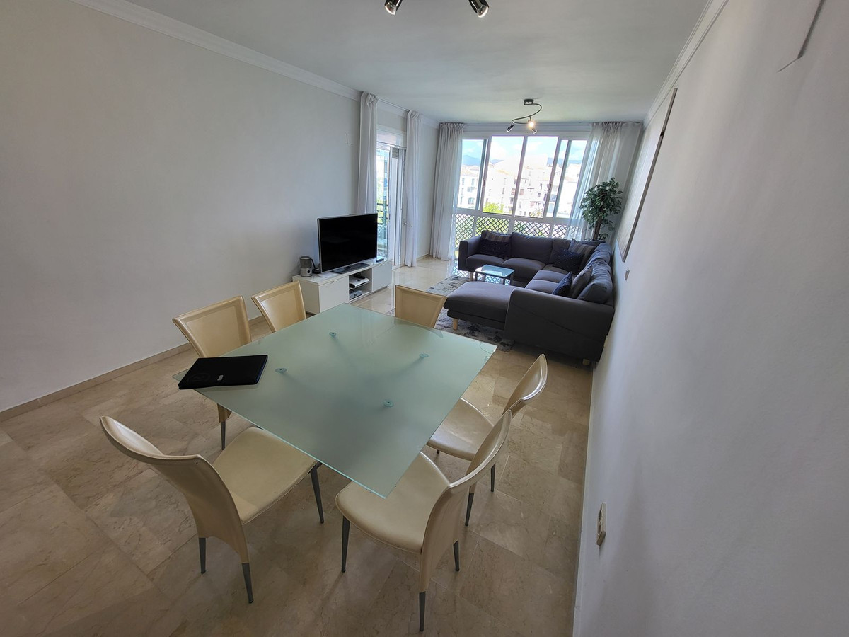 Apartamentos de 4 dormitorios en venta en Puerto Banús – R4791541 Apartamentos de 4 dormitorios en venta en Puerto Banús – R4791541