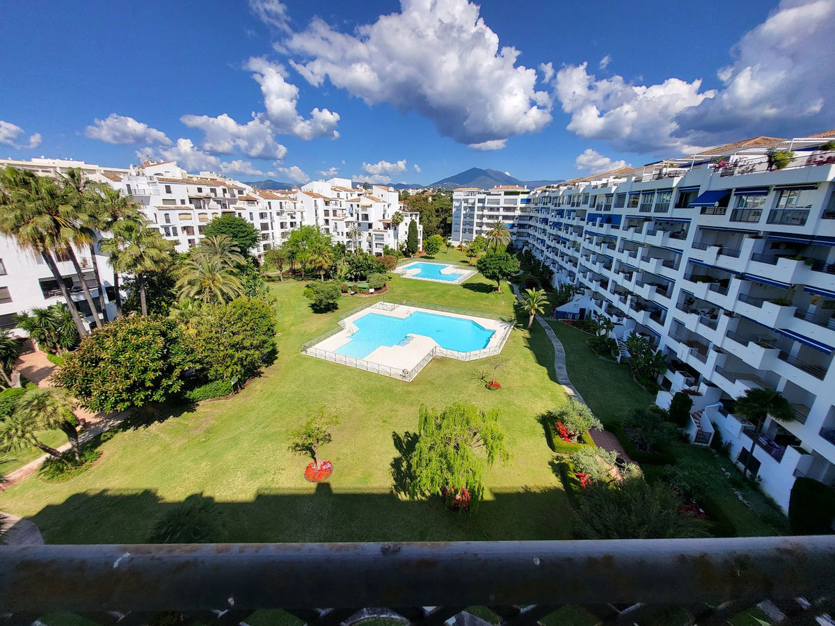 Apartamentos de 4 dormitorios en venta en Puerto Banús – R4791541 Apartamentos de 4 dormitorios en venta en Puerto Banús – R4791541