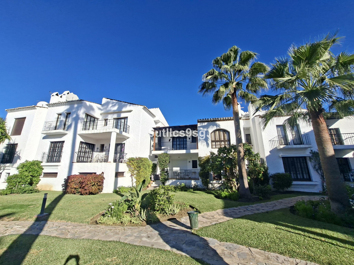 Apartamentos de 3 dormitorios en venta en Nueva Andalucía – R5445388 Apartamentos de 3 dormitorios en venta en Nueva Andalucía – R5445388