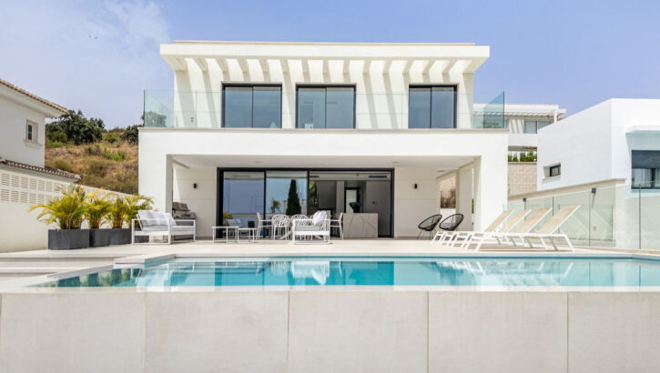 Villas de 5 dormitorios en venta en La Cala de Mijas – R5394160 Villas de 5 dormitorios en venta en La Cala de Mijas – R5394160 en