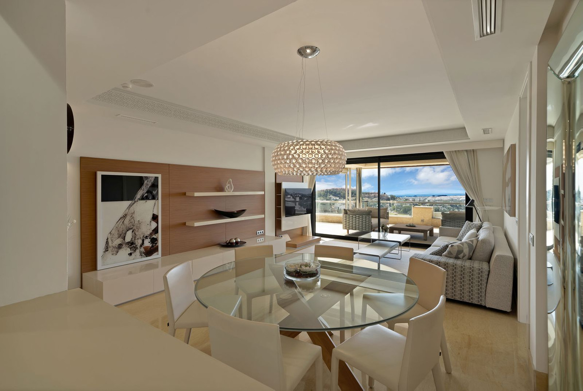 Apartamentos de 3 dormitorios en venta en Nueva Andalucía – R5336332 Apartamentos de 3 dormitorios en venta en Nueva Andalucía – R5336332