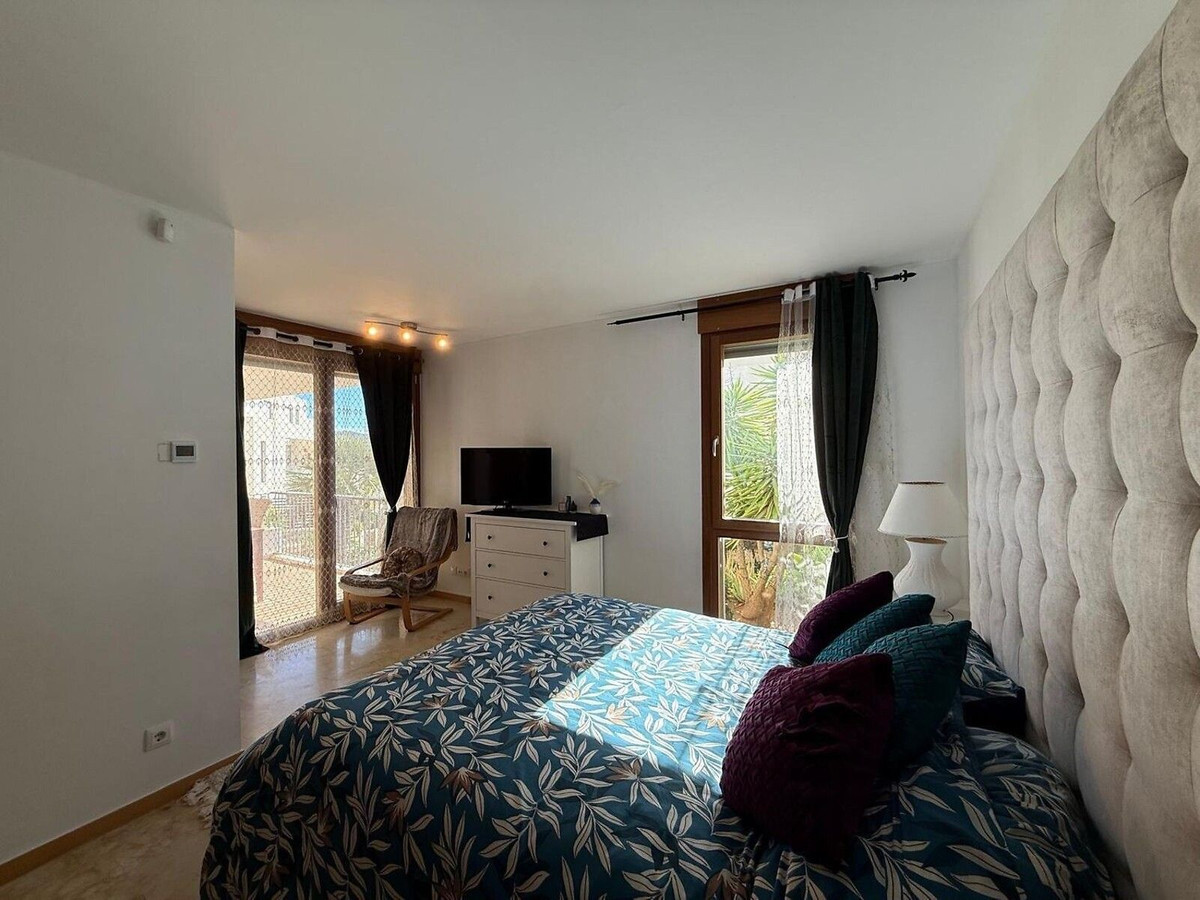 3 bedroom Apartments for sale in Altos de los Monteros – R5445202 3 bedroom Apartments for sale in Altos de los Monteros – R5445202