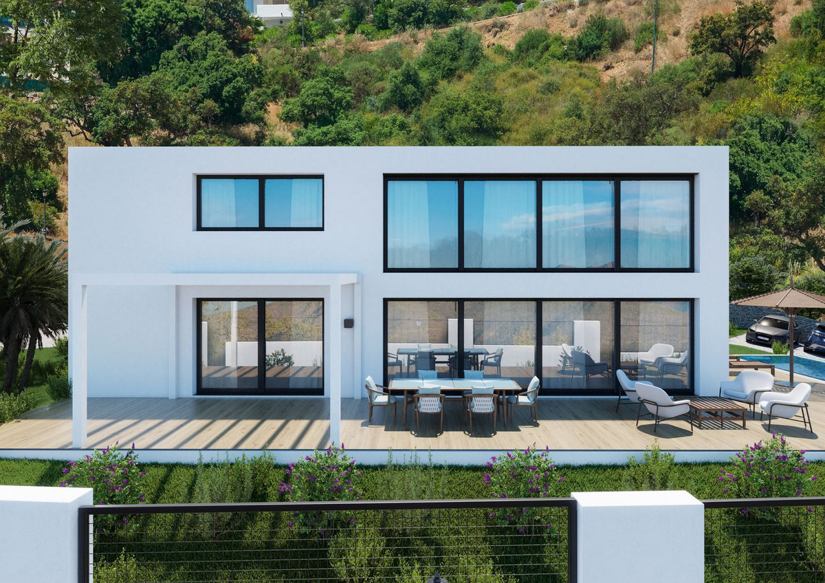 4 bedroom Villas for sale in La Mairena – R4791493 4 bedroom Villas for sale in La Mairena – R4791493