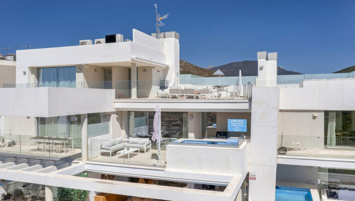 2 bedroom Penthouses for sale in Nueva Andalucía – R5346109 2 bedroom Penthouses for sale in Nueva Andalucía – R5346109 in