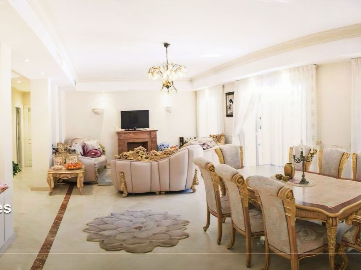 Villas de 5 dormitorios en venta en Nueva Andalucía – R5402329 Villas de 5 dormitorios en venta en Nueva Andalucía – R5402329