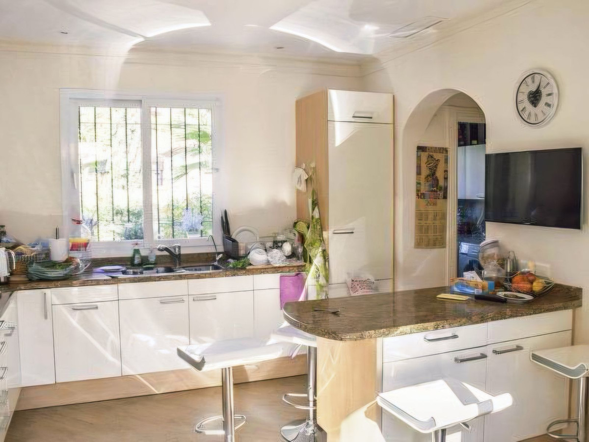 Villas de 5 dormitorios en venta en Nueva Andalucía – R5402329 Villas de 5 dormitorios en venta en Nueva Andalucía – R5402329
