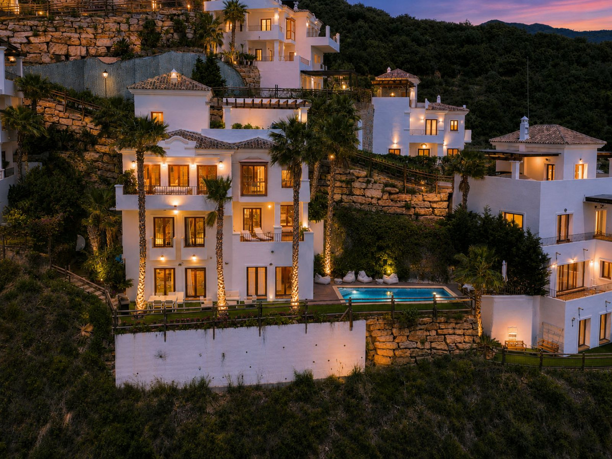 4 bedroom Villas for sale in Benahavís – R5363932 4 bedroom Villas for sale in Benahavís – R5363932