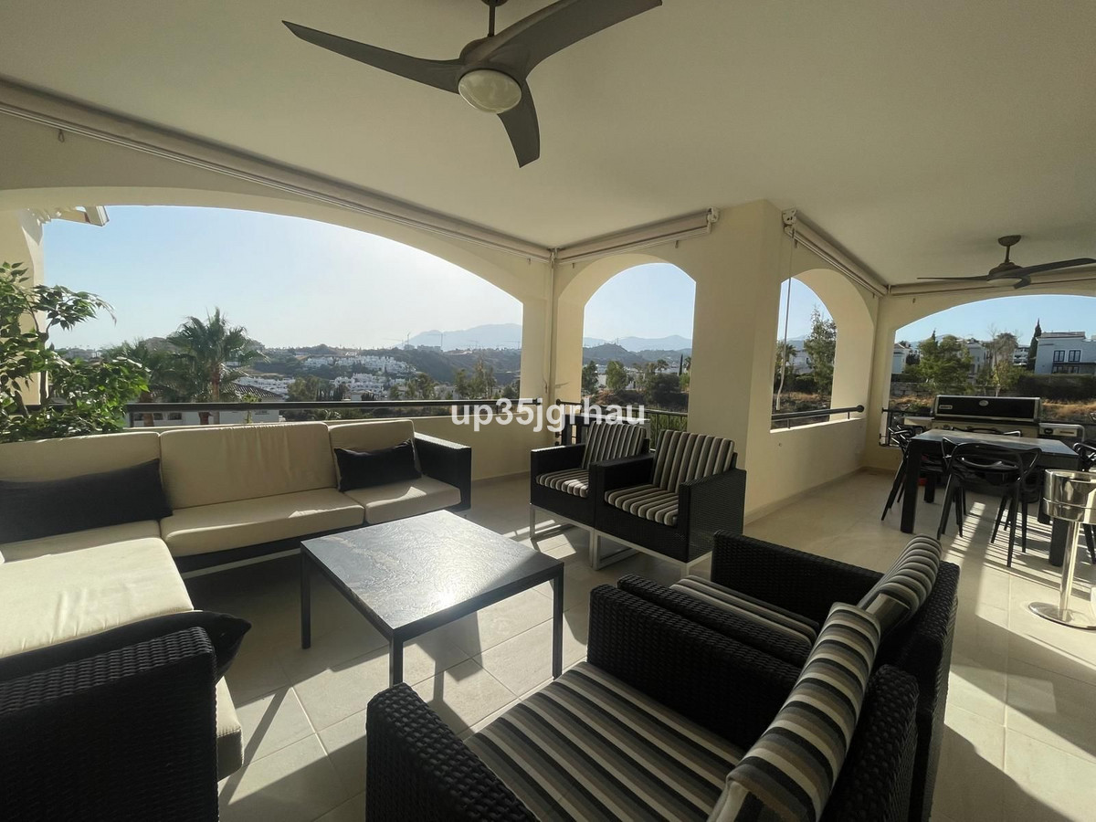 Aticos de 2 dormitorios en venta en Selwo – R4803505 Aticos de 2 dormitorios en venta en Selwo – R4803505