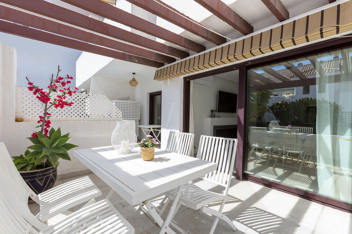 Apartamentos de 3 dormitorios en venta en Nueva Andalucía – R5169664 Apartamentos de 3 dormitorios en venta en Nueva Andalucía – R5169664