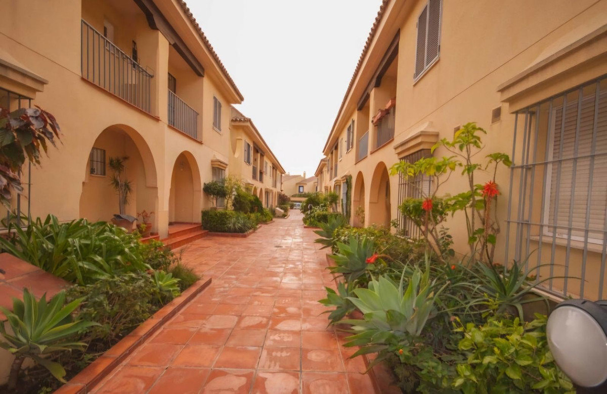 4 bedroom Townhouses for sale in San Pedro de Alcántara – R5361259 4 bedroom Townhouses for sale in San Pedro de Alcántara – R5361259