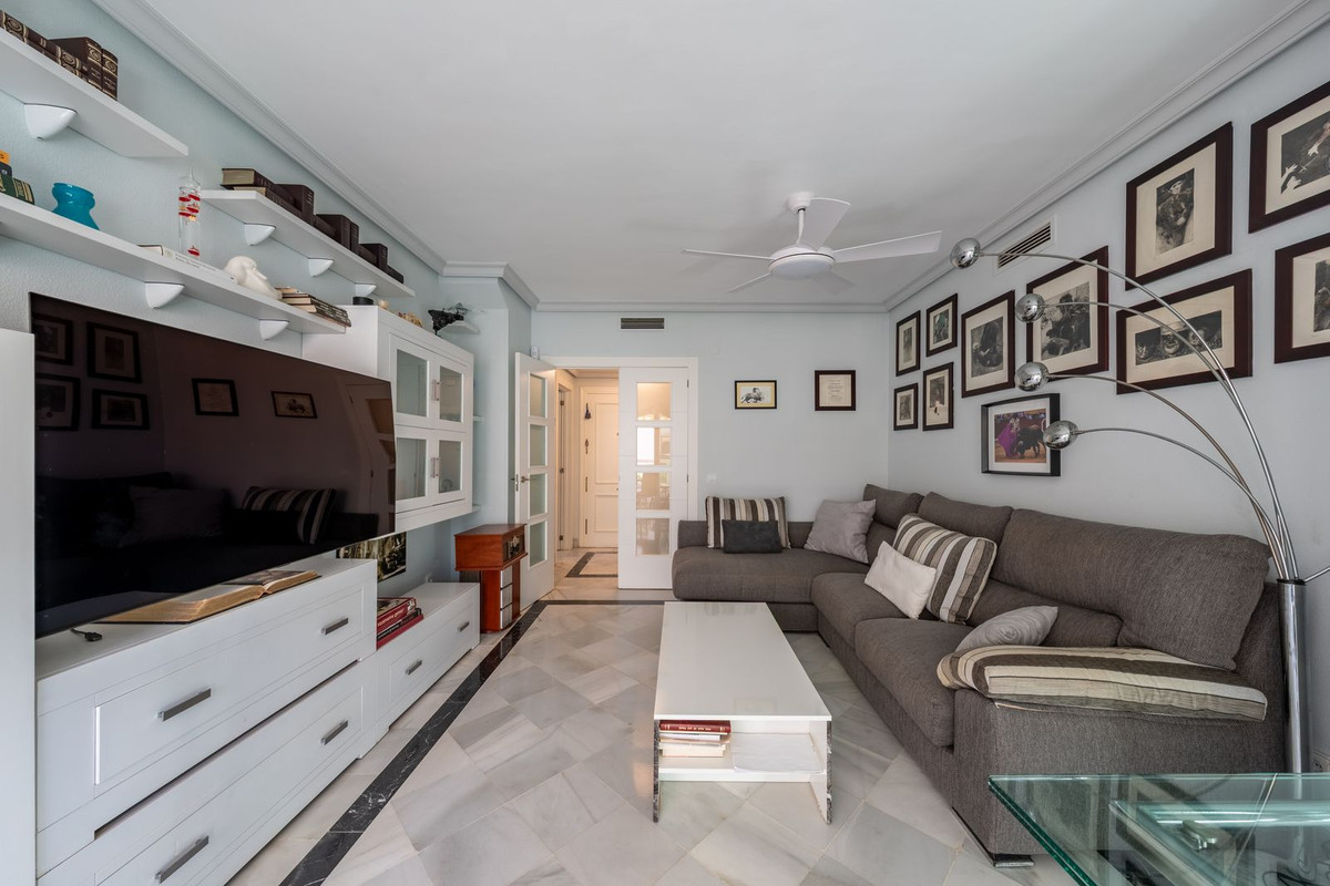 Apartamentos de 2 dormitorios en venta en Marbella – R5250157 Apartamentos de 2 dormitorios en venta en Marbella – R5250157