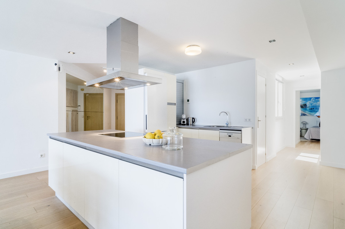 2 bedroom Apartments for sale in Puerto Banús – R5400343 2 bedroom Apartments for sale in Puerto Banús – R5400343