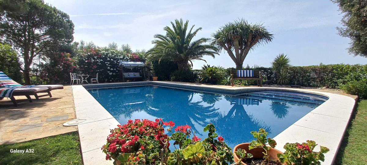 4 bedroom Villas for sale in La Cala de Mijas – R5080252 4 bedroom Villas for sale in La Cala de Mijas – R5080252