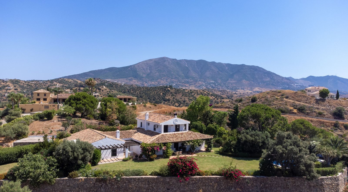4 bedroom Villas for sale in La Cala de Mijas – R5080252 4 bedroom Villas for sale in La Cala de Mijas – R5080252