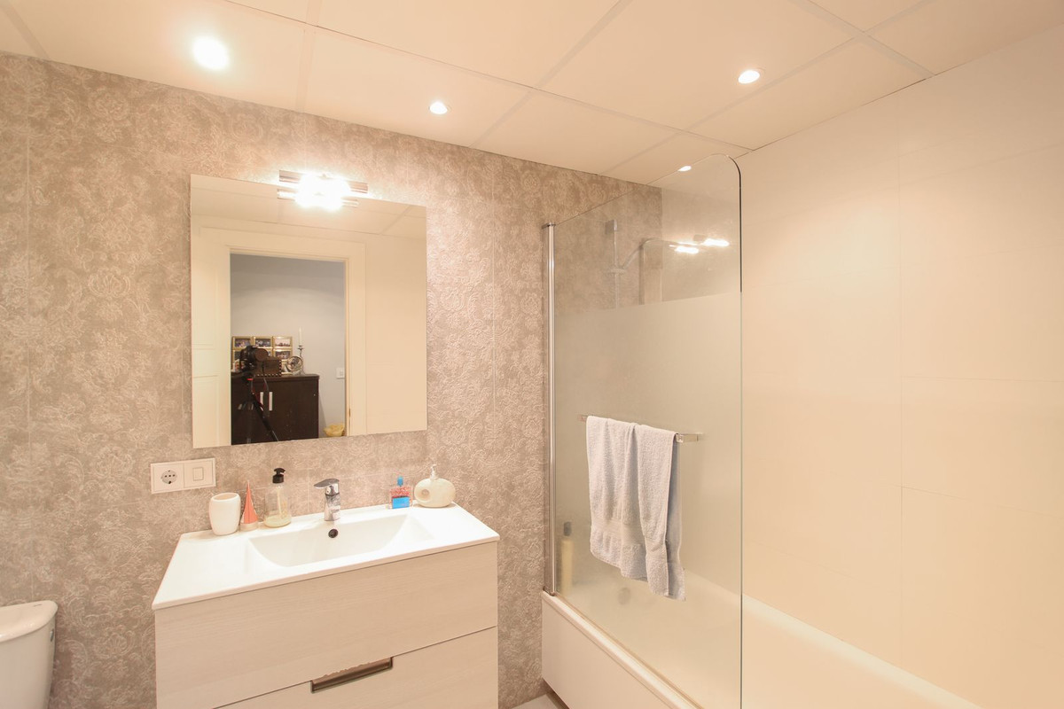 Apartamentos de 3 dormitorios en venta en Guadalmina Alta – R5040325 Apartamentos de 3 dormitorios en venta en Guadalmina Alta – R5040325