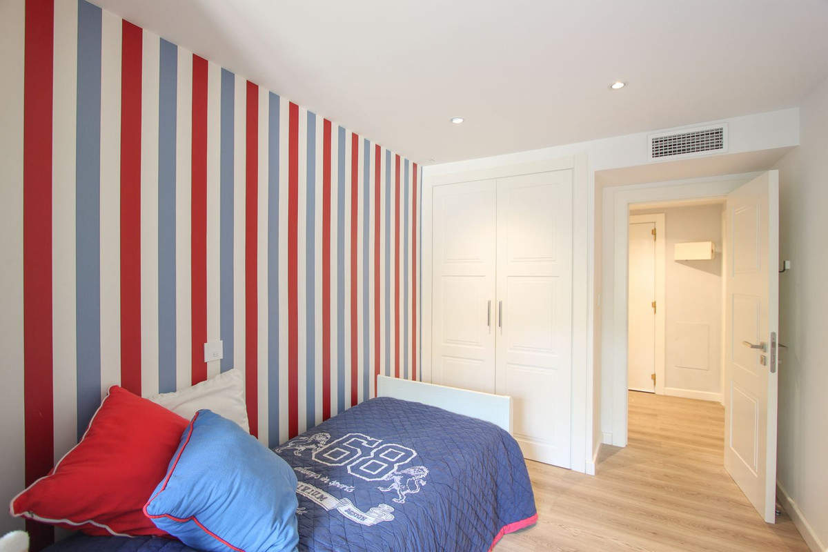 Apartamentos de 3 dormitorios en venta en Guadalmina Alta – R5040325 Apartamentos de 3 dormitorios en venta en Guadalmina Alta – R5040325