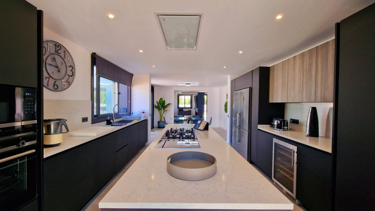 3 bedroom Villas for sale in San Pedro de Alcántara – R4352458 3 bedroom Villas for sale in San Pedro de Alcántara – R4352458