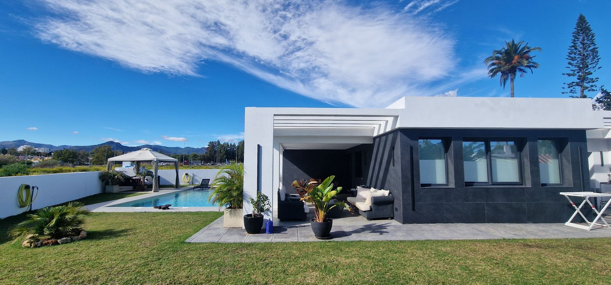 3 bedroom Villas for sale in San Pedro de Alcántara – R4352458 3 bedroom Villas for sale in San Pedro de Alcántara – R4352458