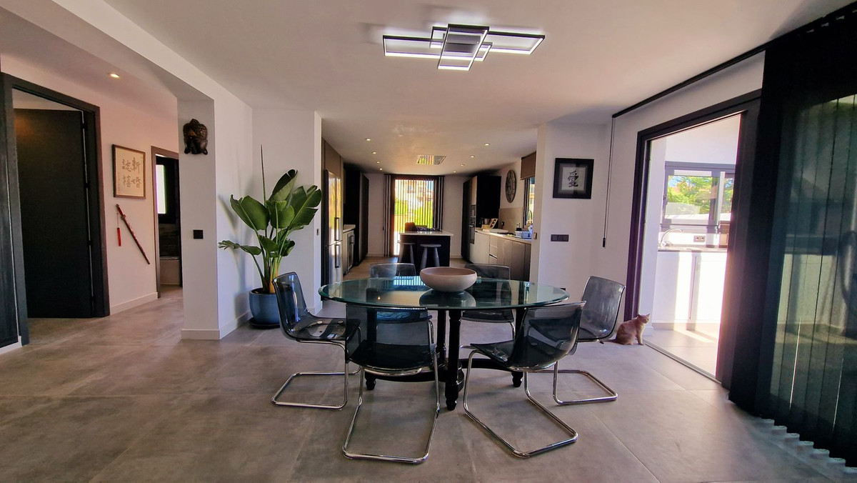 3 bedroom Villas for sale in San Pedro de Alcántara – R4352458 3 bedroom Villas for sale in San Pedro de Alcántara – R4352458