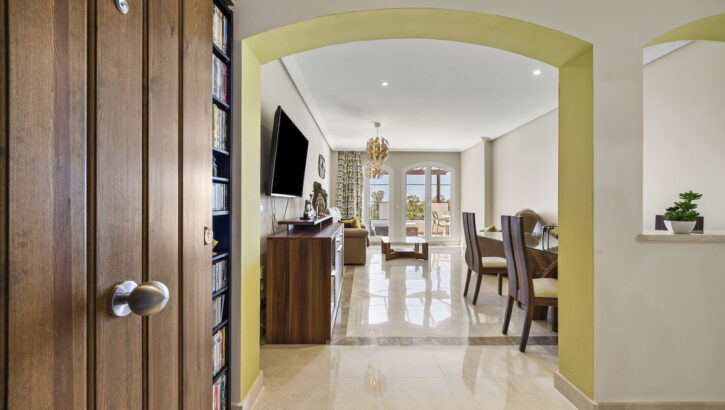 Apartamentos de 3 dormitorios en venta en Los Arqueros – R5401891 Apartamentos de 3 dormitorios en venta en Los Arqueros – R5401891 en