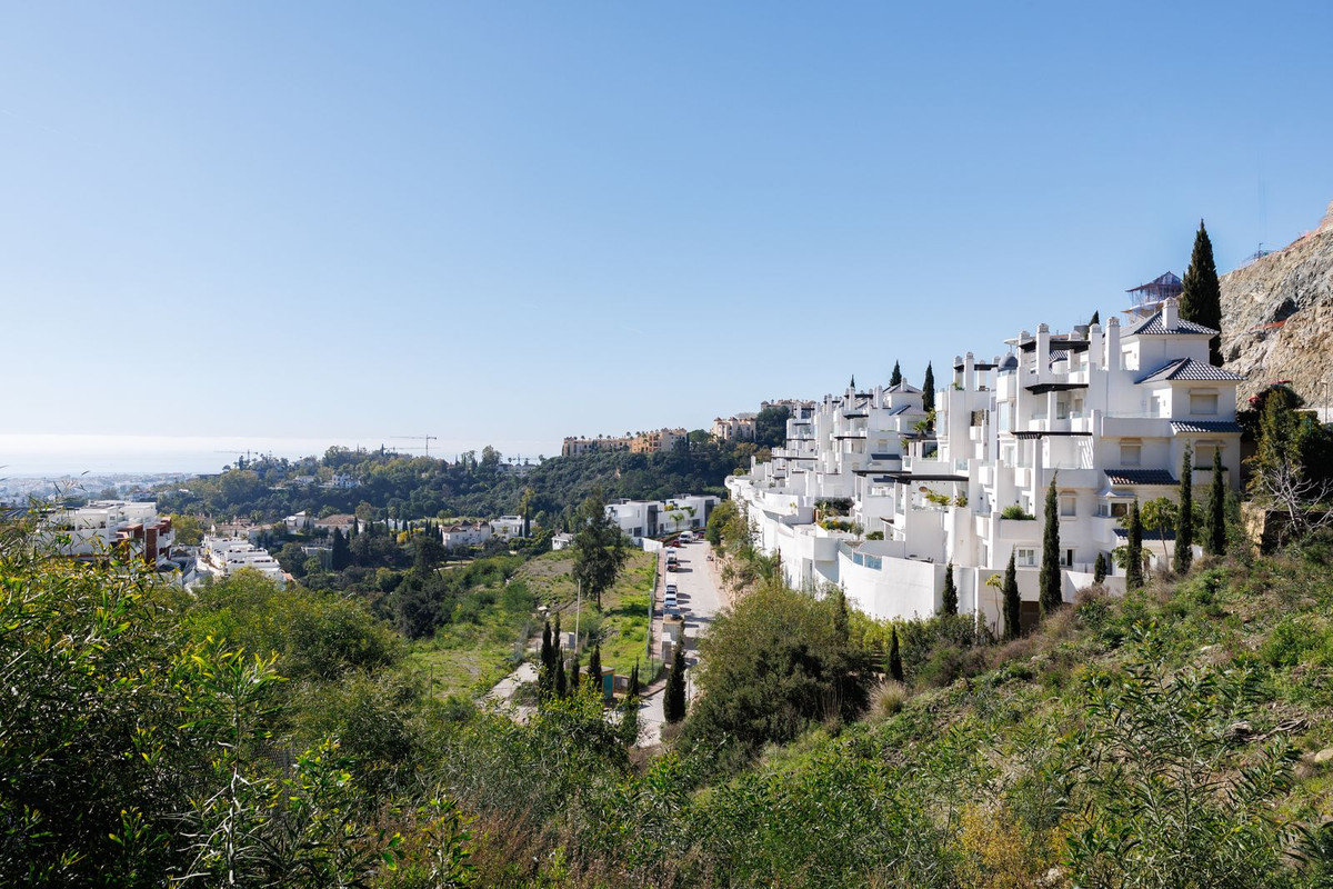 Apartamentos de 2 dormitorios en venta en Benahavís – R5324335 Apartamentos de 2 dormitorios en venta en Benahavís – R5324335