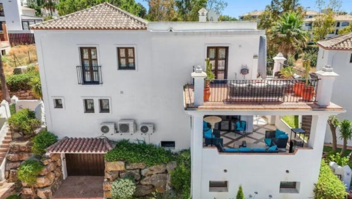 4 bedroom Villas for sale in Selwo – R5434072 4 bedroom Villas for sale in Selwo – R5434072 in