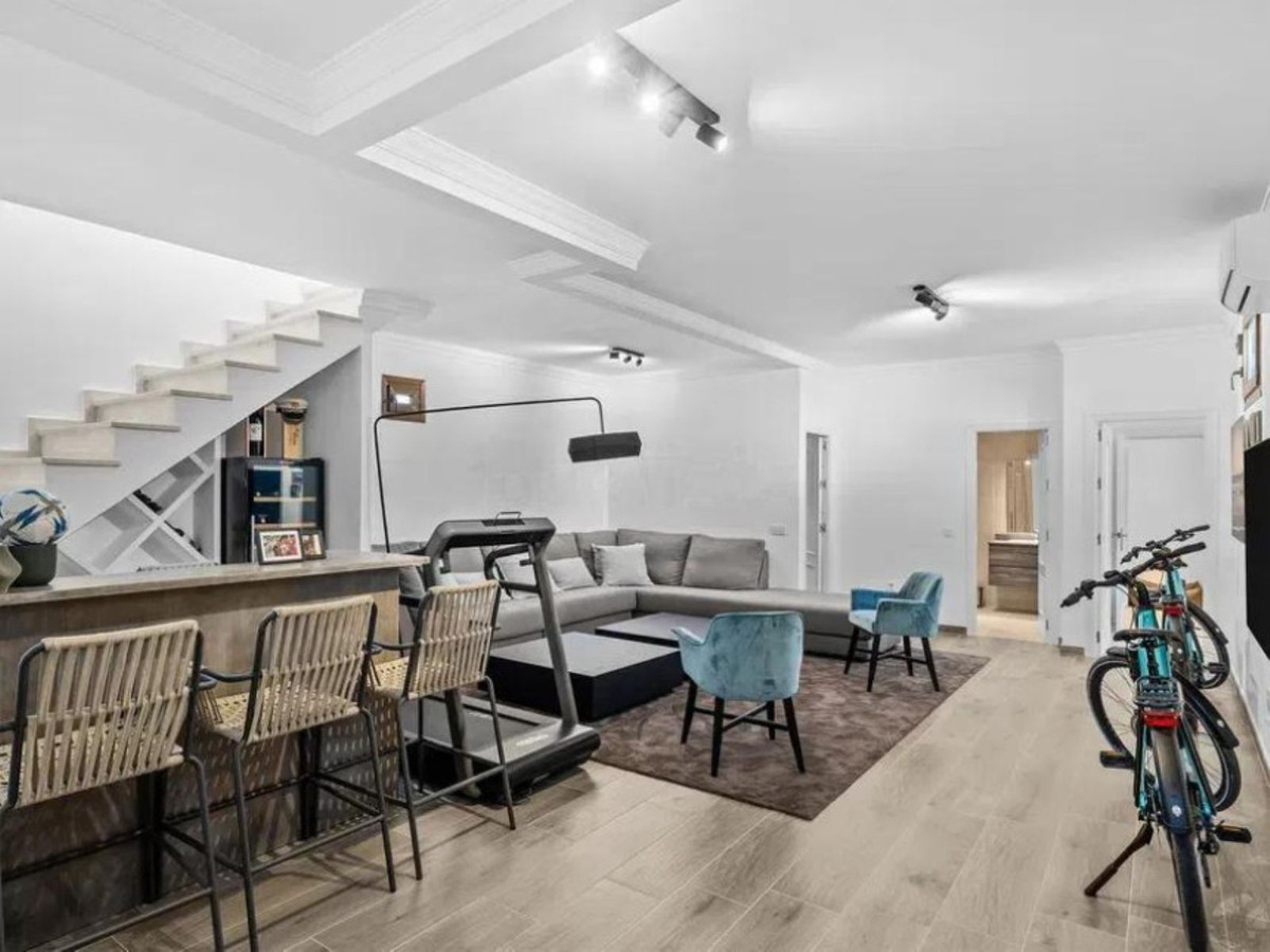 Villas de 4 dormitorios en venta en Selwo – R5434072 Villas de 4 dormitorios en venta en Selwo – R5434072