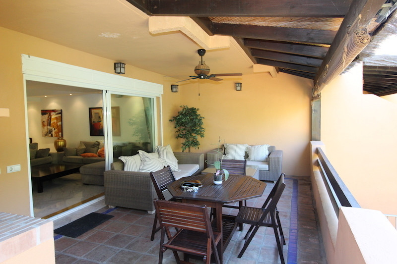 Pareados de 4 dormitorios en venta en Milla de Oro – R5374804 Pareados de 4 dormitorios en venta en Milla de Oro – R5374804