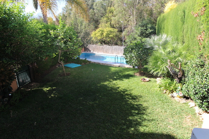 Pareados de 4 dormitorios en venta en Milla de Oro – R5374804 Pareados de 4 dormitorios en venta en Milla de Oro – R5374804