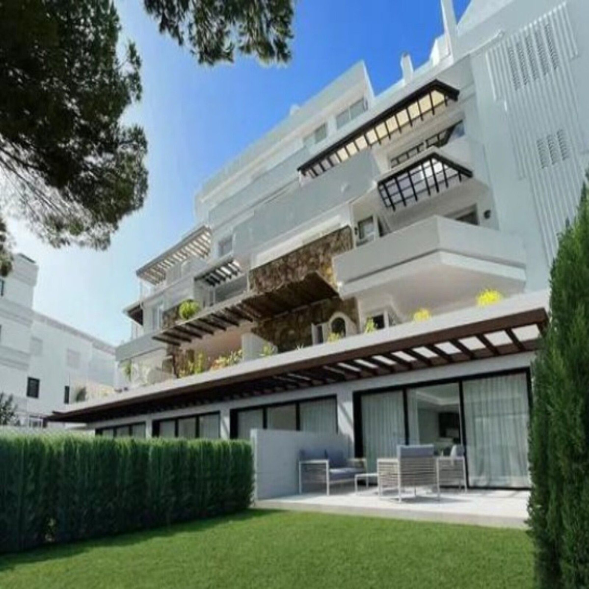 Apartamentos de 3 dormitorios en venta en Nueva Andalucía – R5315779 Apartamentos de 3 dormitorios en venta en Nueva Andalucía – R5315779