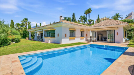 Villas de 2 dormitorios en venta en Benahavís – R5423383 Villas de 2 dormitorios en venta en Benahavís – R5423383