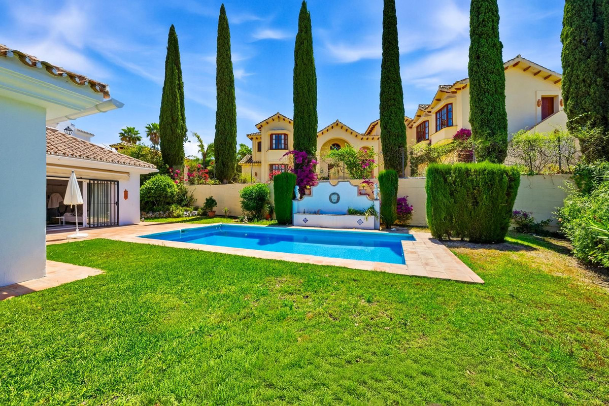 2 bedroom Villas for sale in Benahavís – R5423383 2 bedroom Villas for sale in Benahavís – R5423383