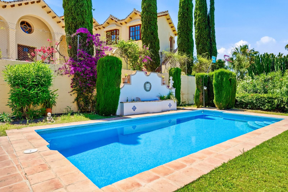2 bedroom Villas for sale in Benahavís – R5423383 2 bedroom Villas for sale in Benahavís – R5423383