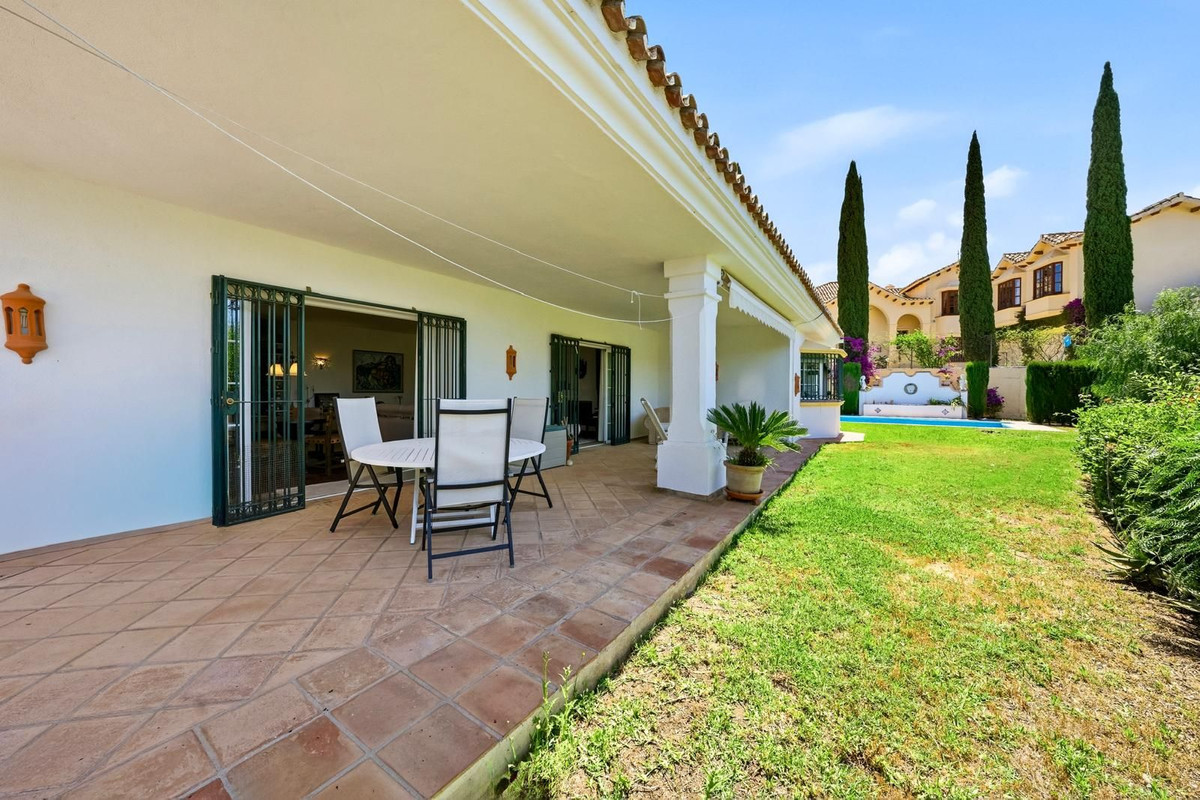 2 bedroom Villas for sale in Benahavís – R5423383 2 bedroom Villas for sale in Benahavís – R5423383