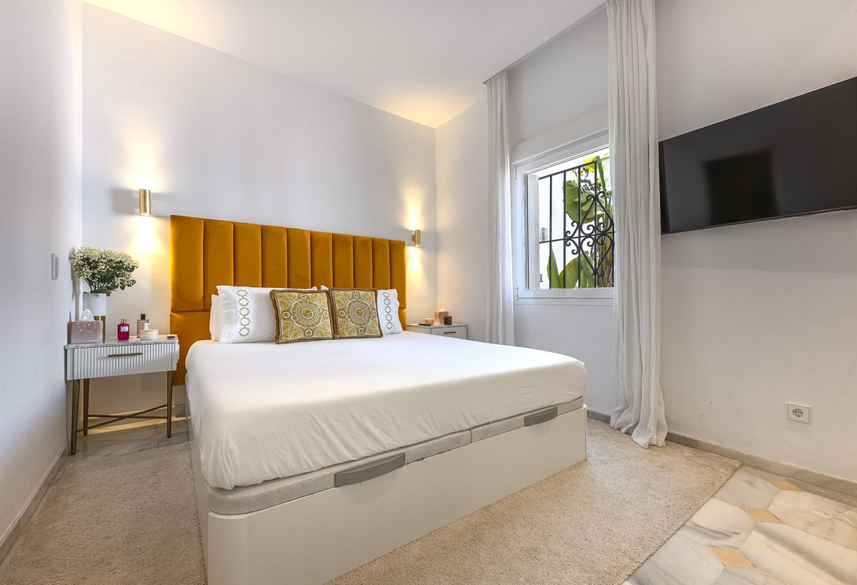 2 bedroom Penthouses for sale in Puerto Banús – R5141020 2 bedroom Penthouses for sale in Puerto Banús – R5141020