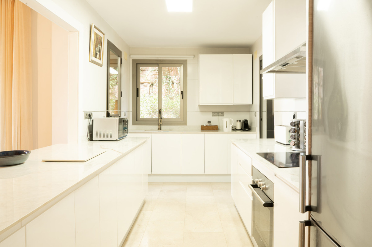 Apartamentos de 3 dormitorios en venta en Benahavís – R5261293 Apartamentos de 3 dormitorios en venta en Benahavís – R5261293