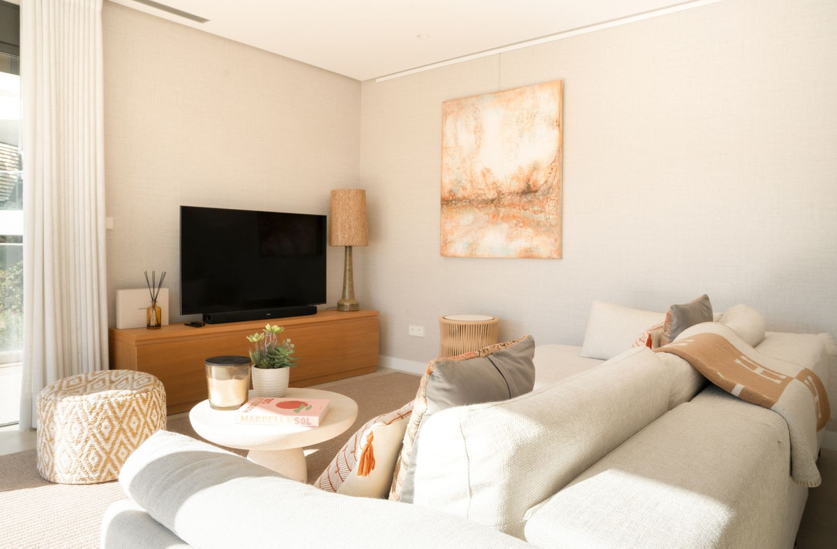3 bedroom Apartments for sale in Selwo – R5348116 3 bedroom Apartments for sale in Selwo – R5348116