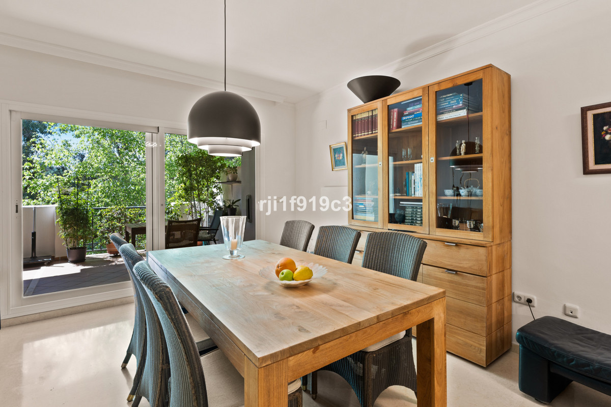 2 bedroom Apartments for sale in Elviria – R5384050 2 bedroom Apartments for sale in Elviria – R5384050