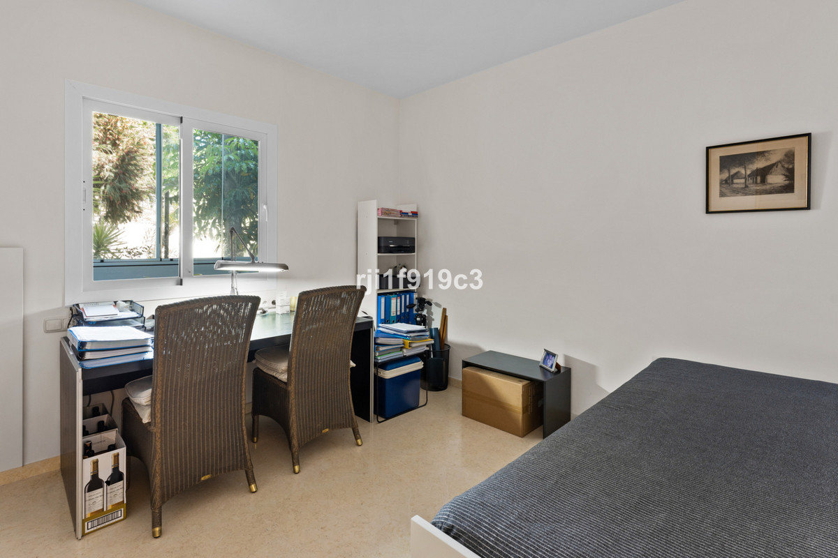 2 bedroom Apartments for sale in Elviria – R5384050 2 bedroom Apartments for sale in Elviria – R5384050