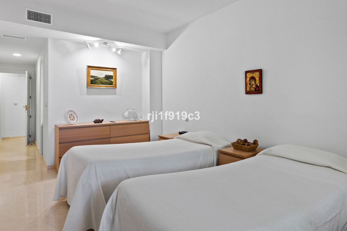 2 bedroom Apartments for sale in Elviria – R5384050 2 bedroom Apartments for sale in Elviria – R5384050