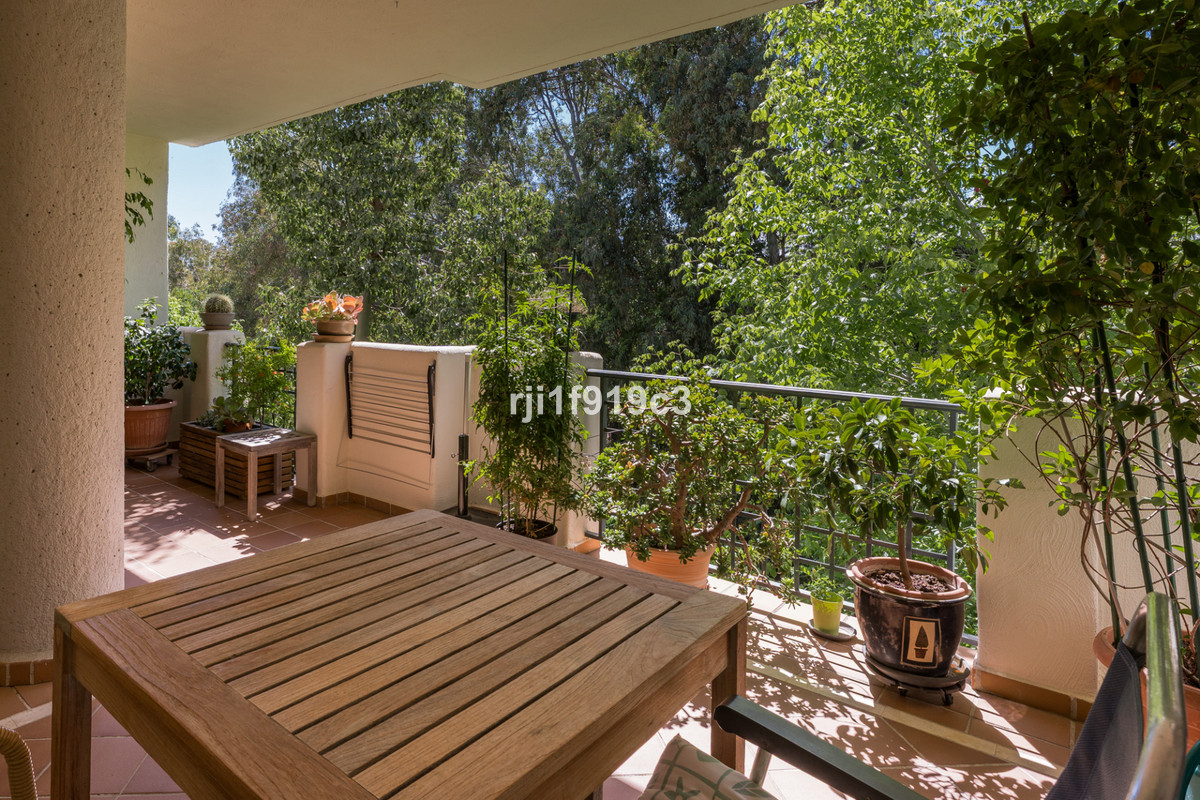 2 bedroom Apartments for sale in Elviria – R5384050 2 bedroom Apartments for sale in Elviria – R5384050