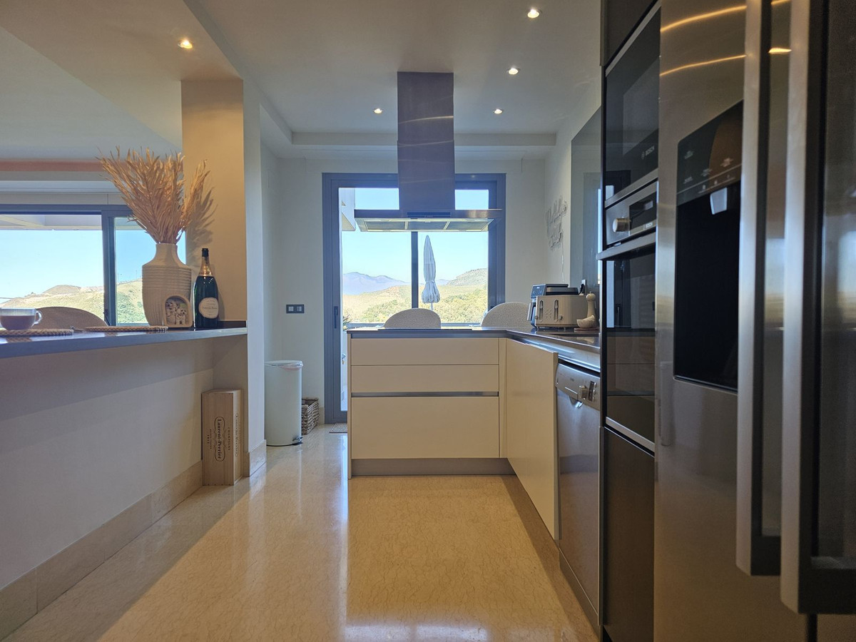 Apartamentos de 3 dormitorios en venta en Benahavís – R5380996 Apartamentos de 3 dormitorios en venta en Benahavís – R5380996