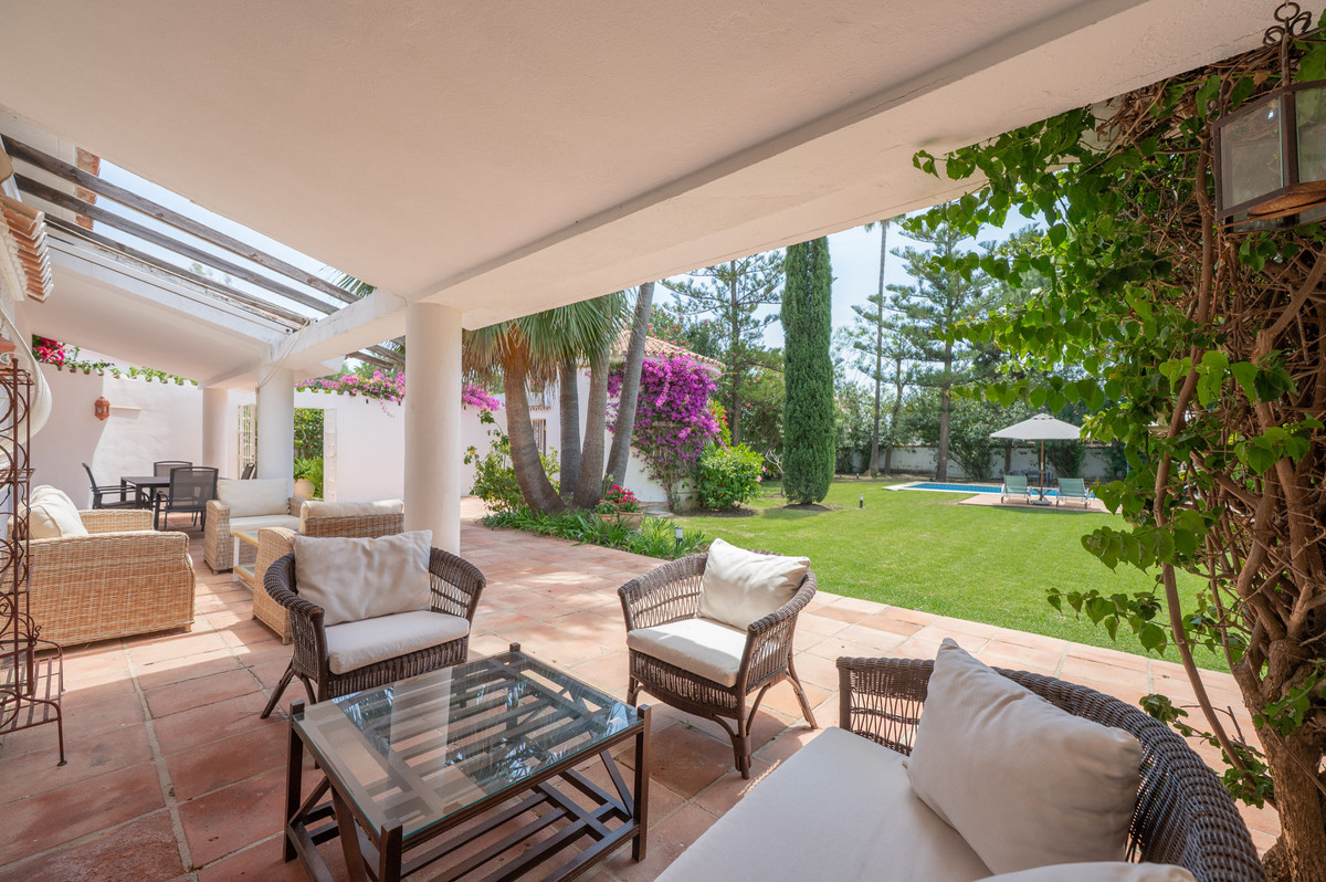 Villas de 5 dormitorios en venta en San Pedro de Alcántara – R5397121 Villas de 5 dormitorios en venta en San Pedro de Alcántara – R5397121