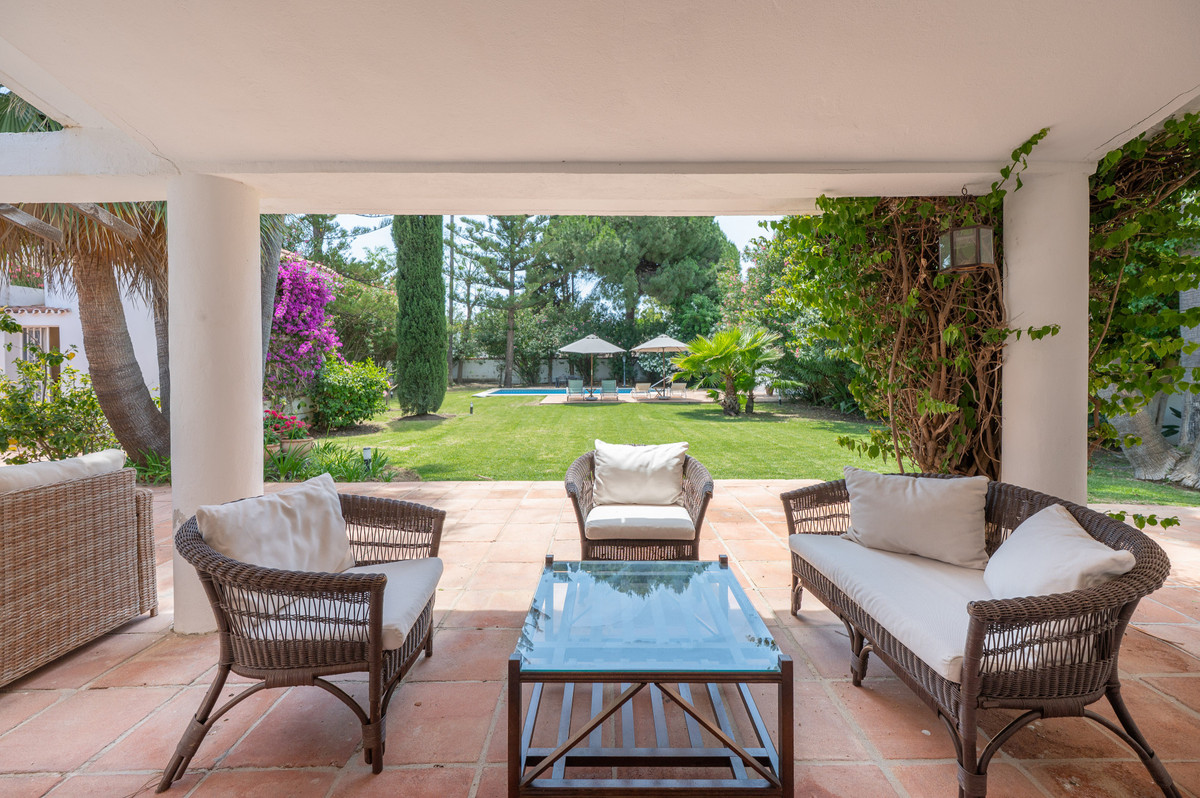 Villas de 5 dormitorios en venta en San Pedro de Alcántara – R5397121 Villas de 5 dormitorios en venta en San Pedro de Alcántara – R5397121